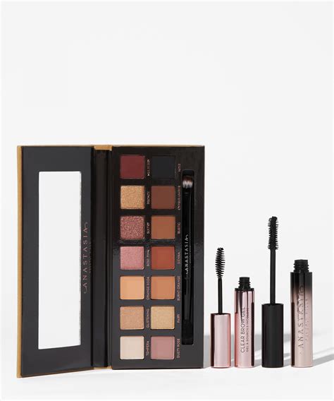 anastasia beverly hills soft glam deluxe trio kit at beauty bay