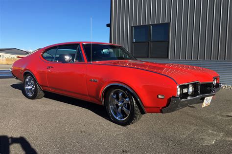 1968 Oldsmobile Cutlass 442 Custom Coupe