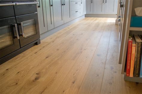 Kitchen flooring might need to be practical and hardwearing, but there's no need for it to be dull. 3 Oak - Kitchen Wood Flooring