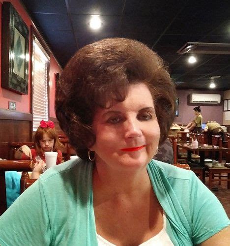 A Spring Bouffant From Nelma S Beauty Salon Bouffant Hair Bouffant Hairstyles