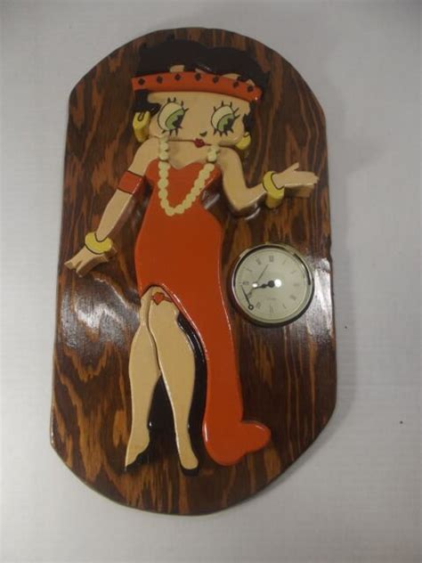 Betty Boop Wooden Wall Plaque Wclock 17 X 10 Ebay