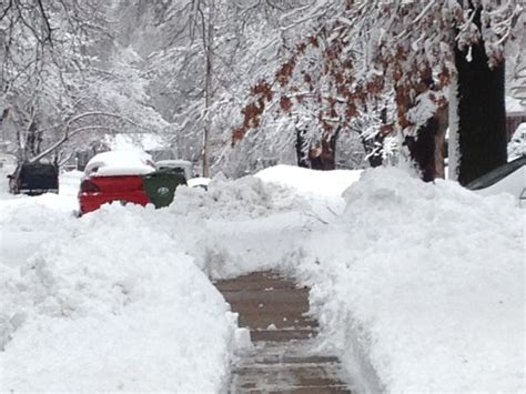Living Kansas City Record Snowfall Hits Kansas City