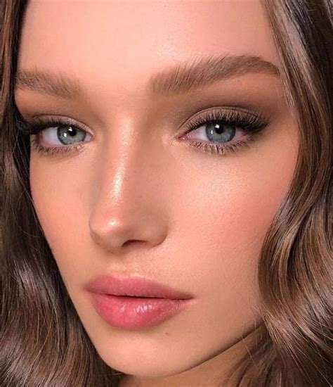 Natural Glow Makeup Ideas That Every Girl Will Want To Copy