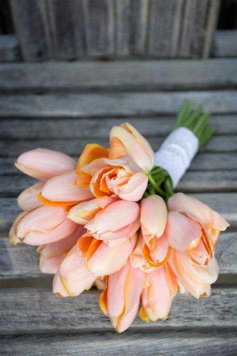 Spring Wedding Tulip Bouquets Here Are Our Favorites