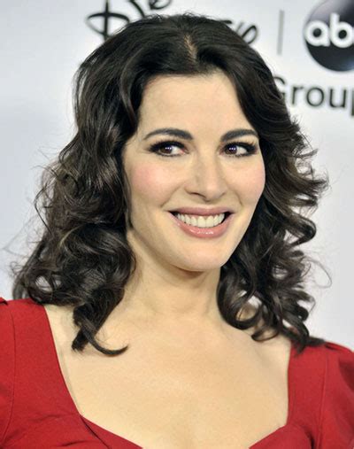 Nigella Lawsons Shoulder Length Middle Part Hairstyle