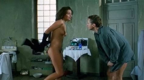 Nude Video Celebs Iwona Petry Nude Szamanka 1996