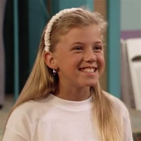 Icons Stephanie Tanner Explore Tumblr Posts And Blogs Tumgik