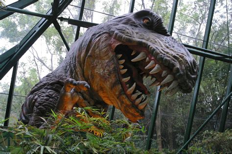 Giant Mysterious Dinosaurs Exhibit Comes To Mid Michigan Video