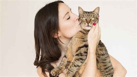 International Hug Your Cat Day 2023 Date History Facts Activities
