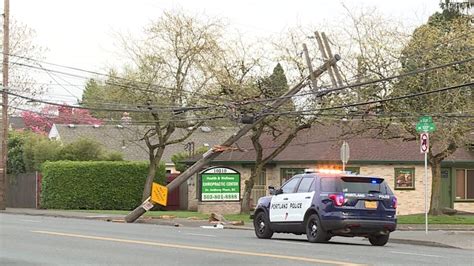 car hits pole knocks out power in ne portland