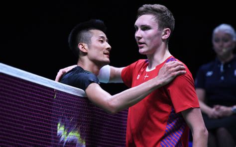 .40 am 男單h組：石宇奇（中）【對】matthew abela（馬爾他） 12:20 pm 男單j組：anthony sinisuka ginting（印尼）【對】gergely krausz（匈） 13:00 pm 男單n組：諶龍（中）【對】. 【世界選手権2018】リオ五輪金メダリストの諶龍が前回王者を撃破! 戴資頴はベスト8に＜海外ダイジェスト ...