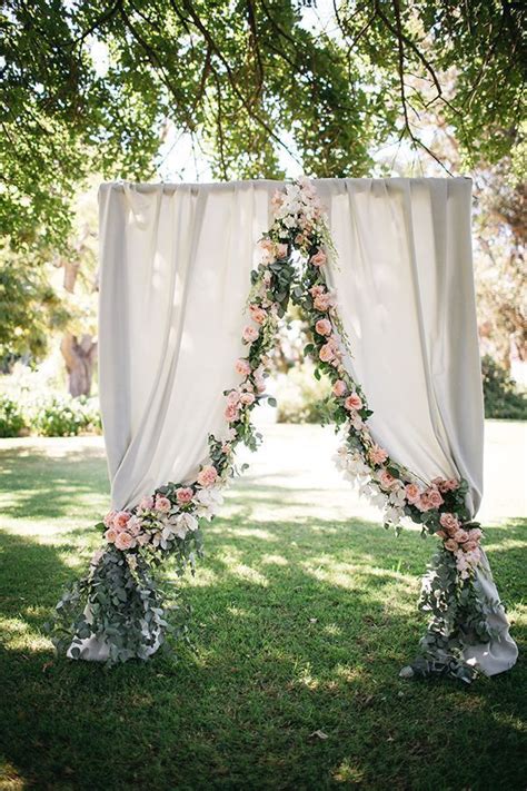 40 Elegant Ways To Decorate Your Wedding With Floral Garlands Artofit