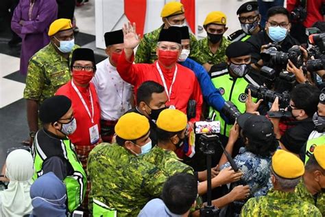 quit cabinet ku li tells umno ministers malaysia the vibes