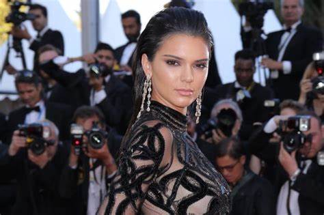 Тренировки и диета кендалл дженнер Кендалл Дженнер поработала фотографом для глянца Кендалл Дженнер поработала фотографом для глянца Тренировки и диета кендалл дженнер