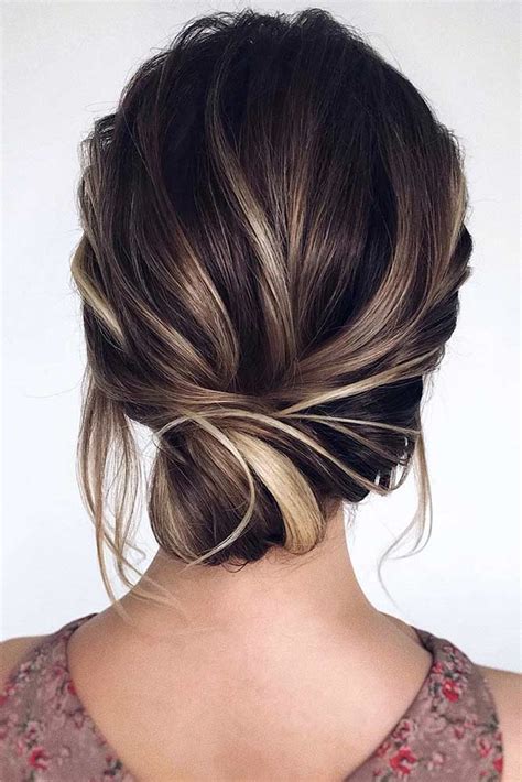 15 Pretty Prom Hairstyles For Short Hair