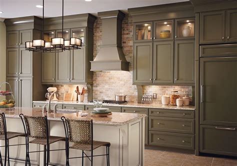 Semi custom kraftmaid kitchen cabinets. Kitchen Inspiration Gallery | Home Depot Canada ~nice ...