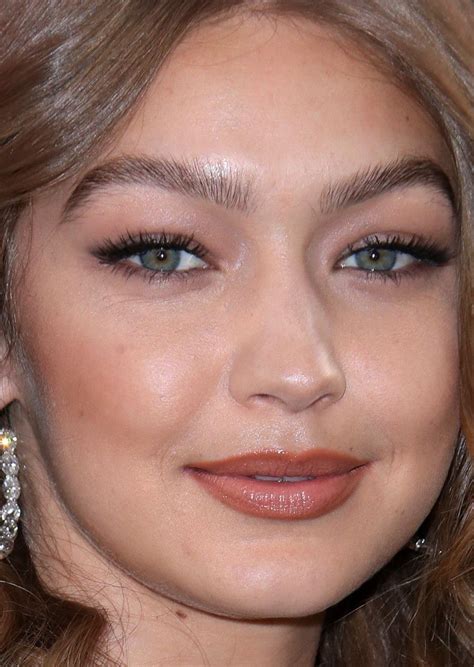 Close Up Of Gigi Hadid At The 2018 New York Premiere Of Oceans 8