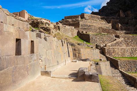 Pisac Ruins Market And Ollantaytambo Peru Tour Package