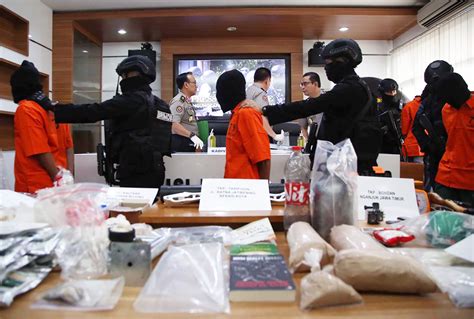 indonesian police arrest 29 suspects in alleged terror plot — benarnews