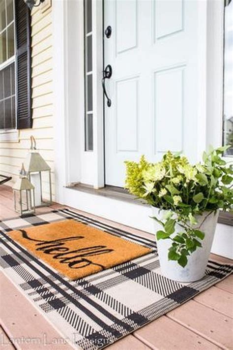 46 Stunning Spring Front Porch Decoration Ideas HOMYHOMEE