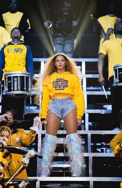 sweater hoodie beyonce boots metallic shoes shorts denim denim shorts coachella