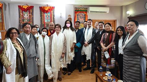Us Official Meets Tibetan Delegates In Dharamshala The Hindu