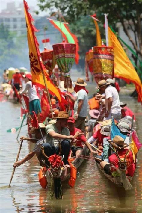 More than 40 malaysian and international racers come to the teluk bahang dam, which is located 18. Dragon Boat Festival Guangdong #guangdong#广州#端午节#2015 ...