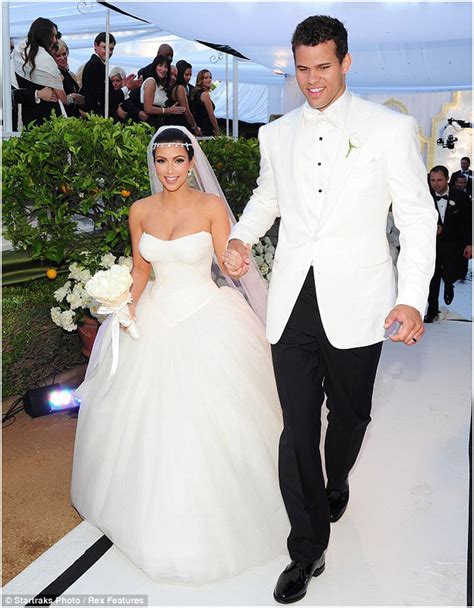 wedding news kim kardashian s wedding dresses kim kardashian and kris humphries … kim