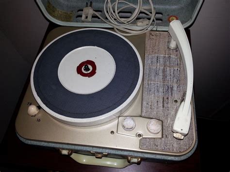 Vintage Rca Victor Victrola Portable Record Player Model 9 Emp 21h