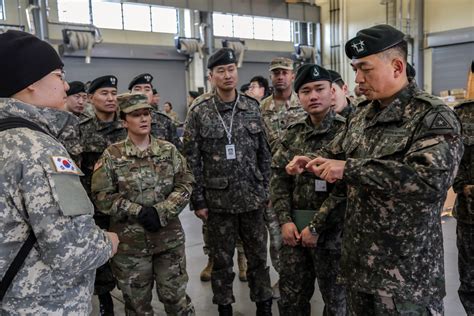 Iron Support Battalion Hosts Rok Army Deputy Chief Of Staff For