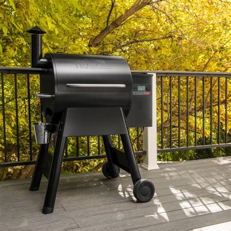 Traeger Pro D2 575 Wood Pellet Smoker - Free Cover and Pellets | ABell ...