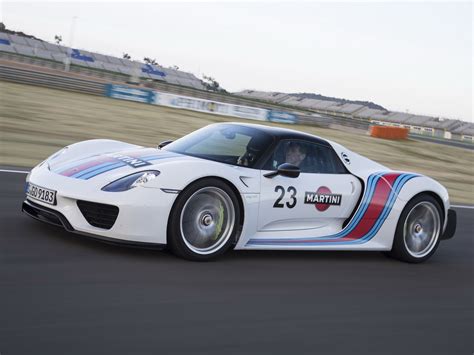 2014 Porsche 918 Spyder Weissach Package Martini Racing Race