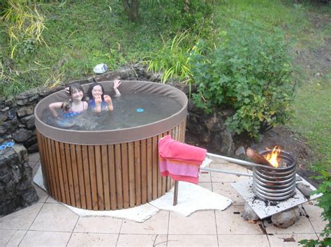Diy Hot Tub From Cold To Bath Temp In 35 Hours Woodfire Inside A Von Hot Tube Selber Bauen Bild