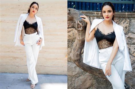 Jasmin Bhasin Oozes Confidence In White Pantsuit Check Out The Diva S Sexy Pictures News18