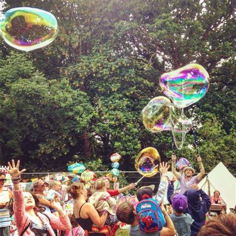 Bubble Show For Childrens Parties London 07743 196691 Bubbles