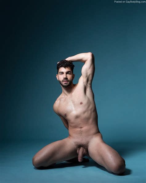 We Re Gonna Need To See More Of Evan Boutsev After This Nude Men