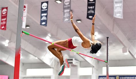 Rachel Glenn Height And Weight