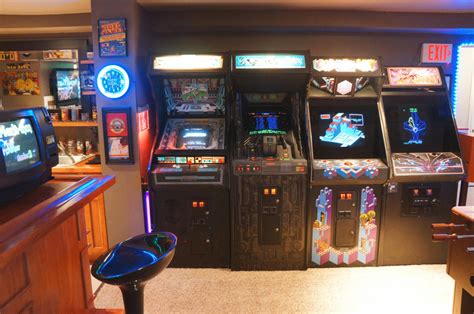 Father And Son Gamers Build Epic Arcade In Their Basement Pics