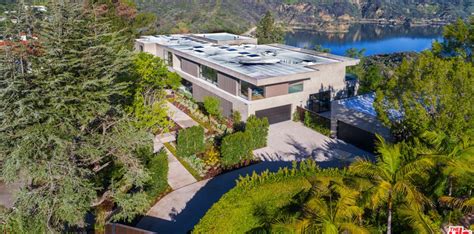 235 Million Newly Built Contemporary Mansion In Los Angeles Ca