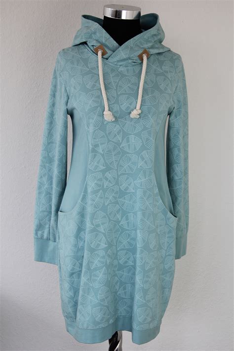 Burda style bietet eine anleitung und das schnittmuster zum download. Papierschnitt Sophie exklusiv by stoffversand4u - Longshirt | Schnittmuster pullover ...