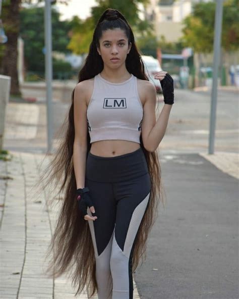 Pin By David Gergely On Very Long Hair Sexy Long Hair Really Long