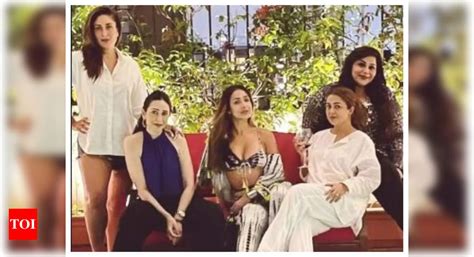 Malaika Arora Shares Throwback Photo With Kareena Kapoor Khan Karisma Kapoor And Amrita Arora