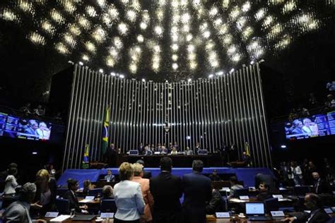 Senado Deve Votar Extinção De 10 Mil Cargos Comissionados Hoje Papo De Concurseiro