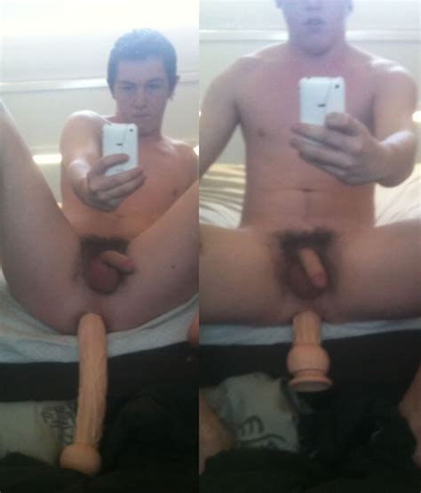 Nice Twink Stuffing A Rambone In His Ass Buttholez