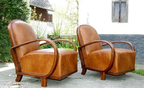 Art Deco Leather Armchairs Pair Club Chairs 1920s Antique Walnut