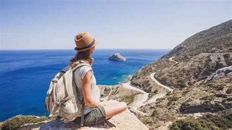 11 reasons everyone should travel solo at least once the female professional