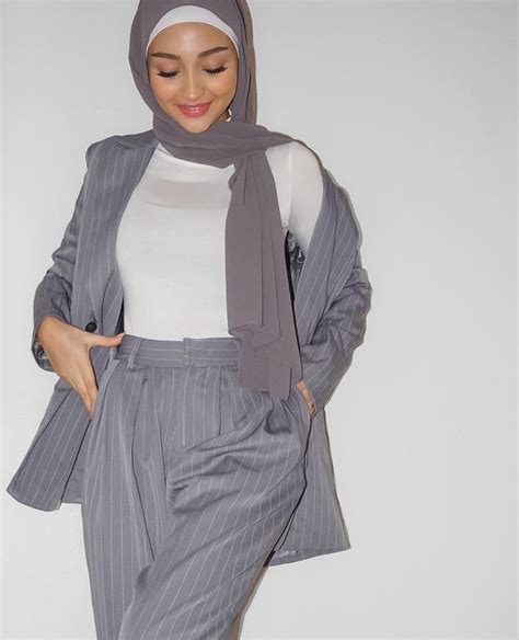 Hijabi Influencers U Should Follow Now N Hijab Fashion Modest Outfit Inspo Fashion