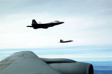 F 22 Raptor Stealth Fighter Plane Us Air Force Defencetalk Forum