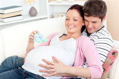 هل يمكن ممارسة العلاقة الحميمة أثناء الحمل؟ أنوثة