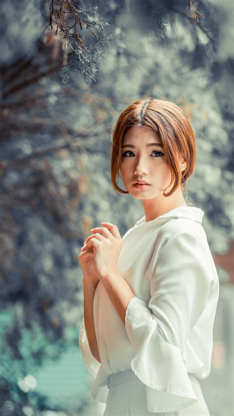 Cute Asian Girl Winter Photoshoot Free 4k Ultra Hd Mobile